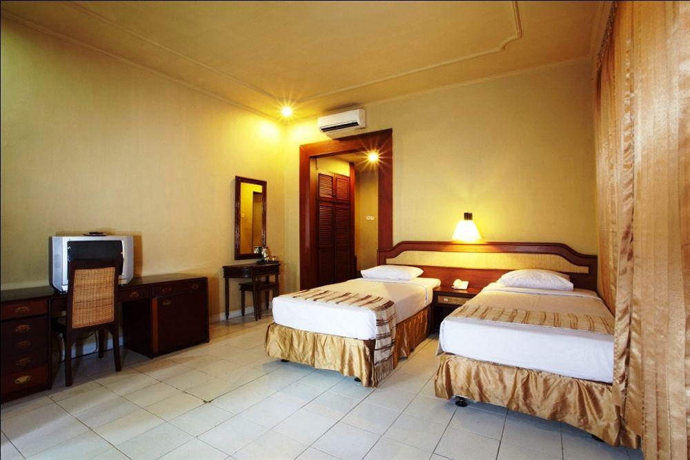 Champlung Mas Hotel Legian, Kuta Ruang foto